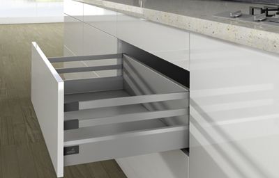 Комплект короба arcitech с рел ингом, с соед.зад.стенки, nl650, h218/94, цвет серебристый 9150726 Hettich